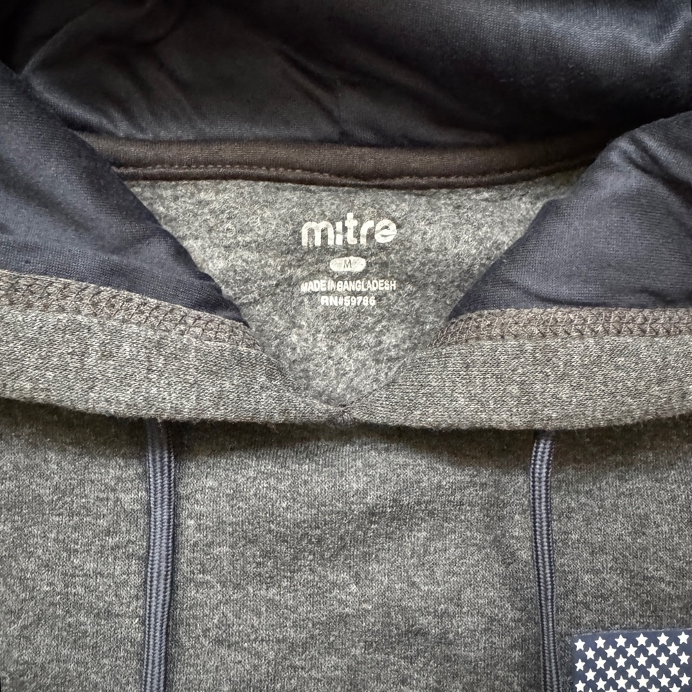 Men's USA Charcoal Fleece Hoodie NWT - Size M - Picture 5 of 9